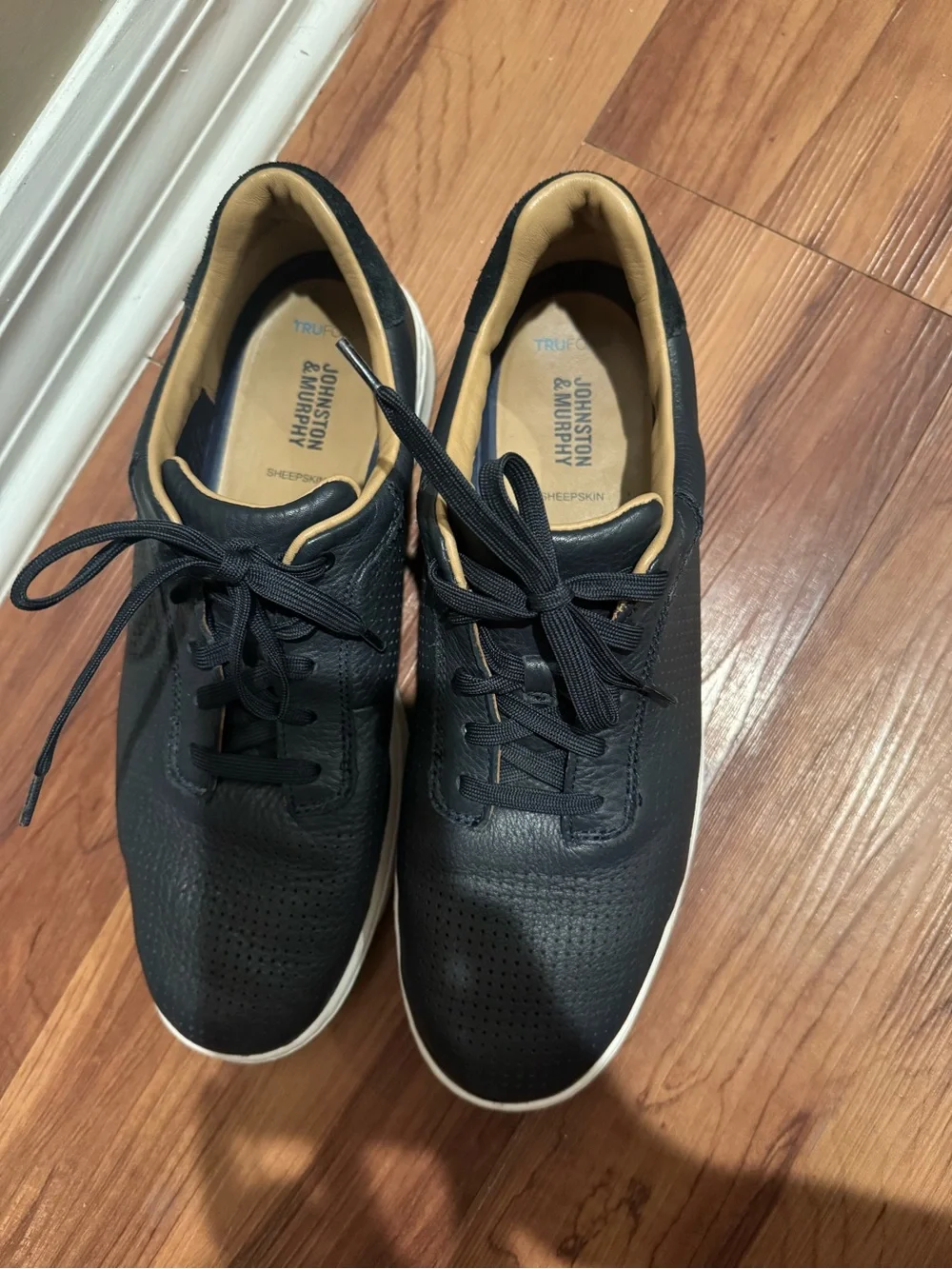 Men's Black Leather Casual Sneakers - Comfortable Lace-Up